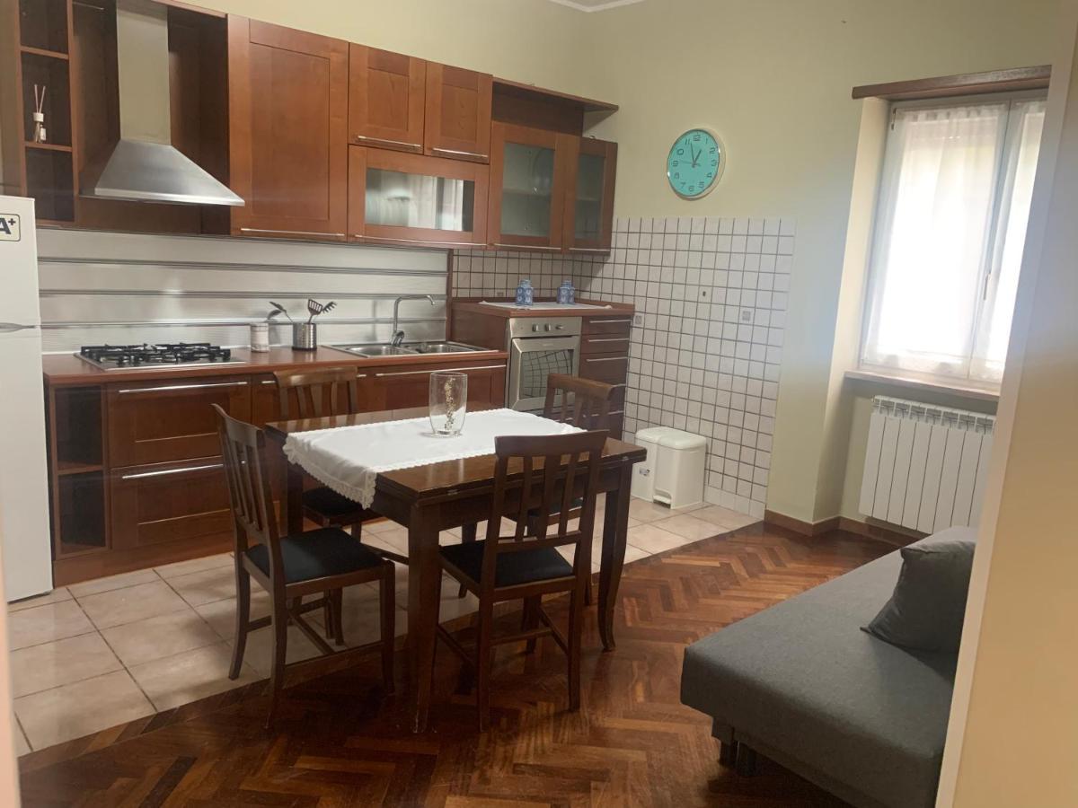 Vittoria Apartment Celano Exterior photo
